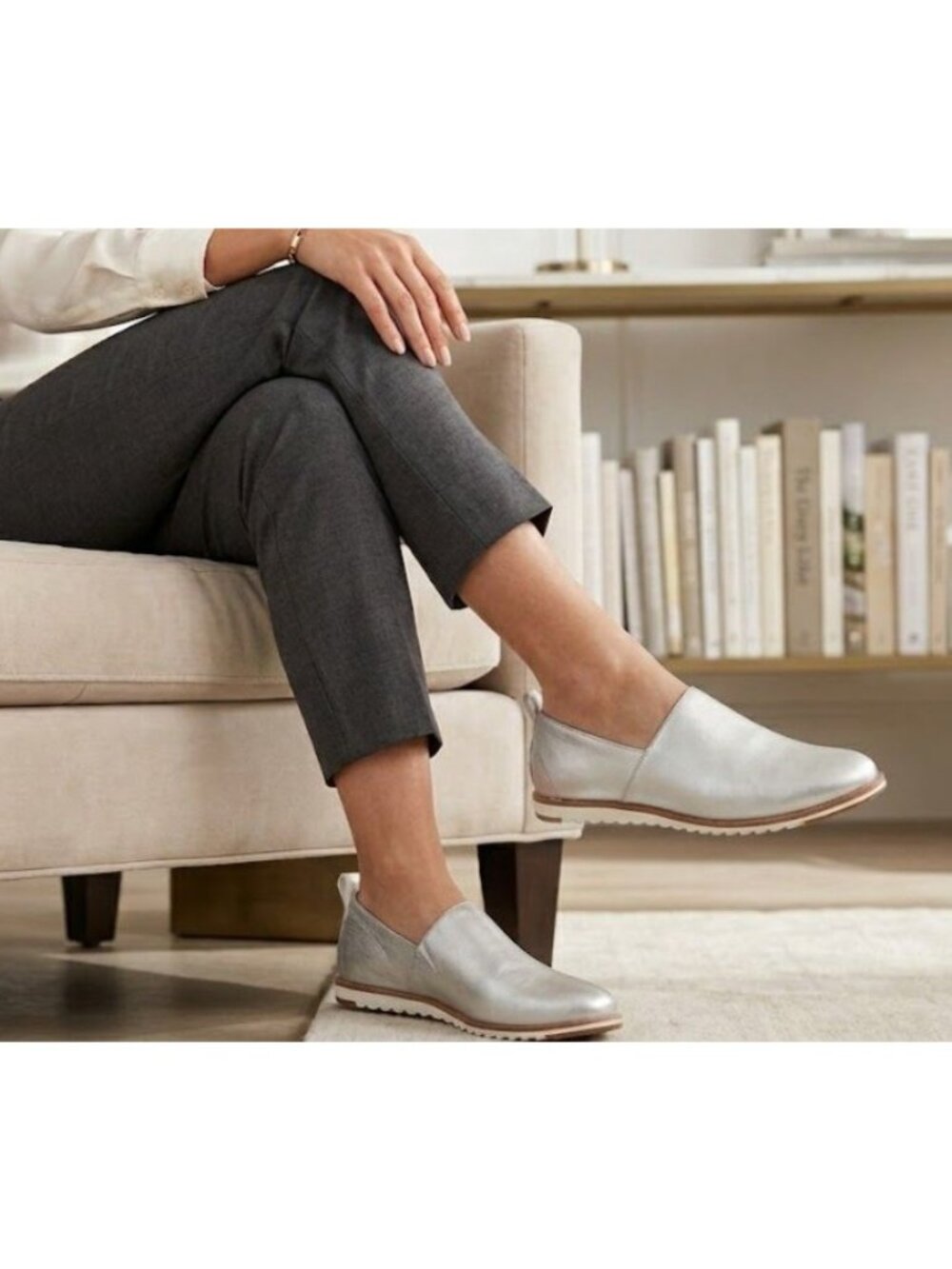 Sorel Ella Slip-On Womens Shoes Pure Silver Size 9.5 Comfortable Casual Leather - Picture 12 of 12